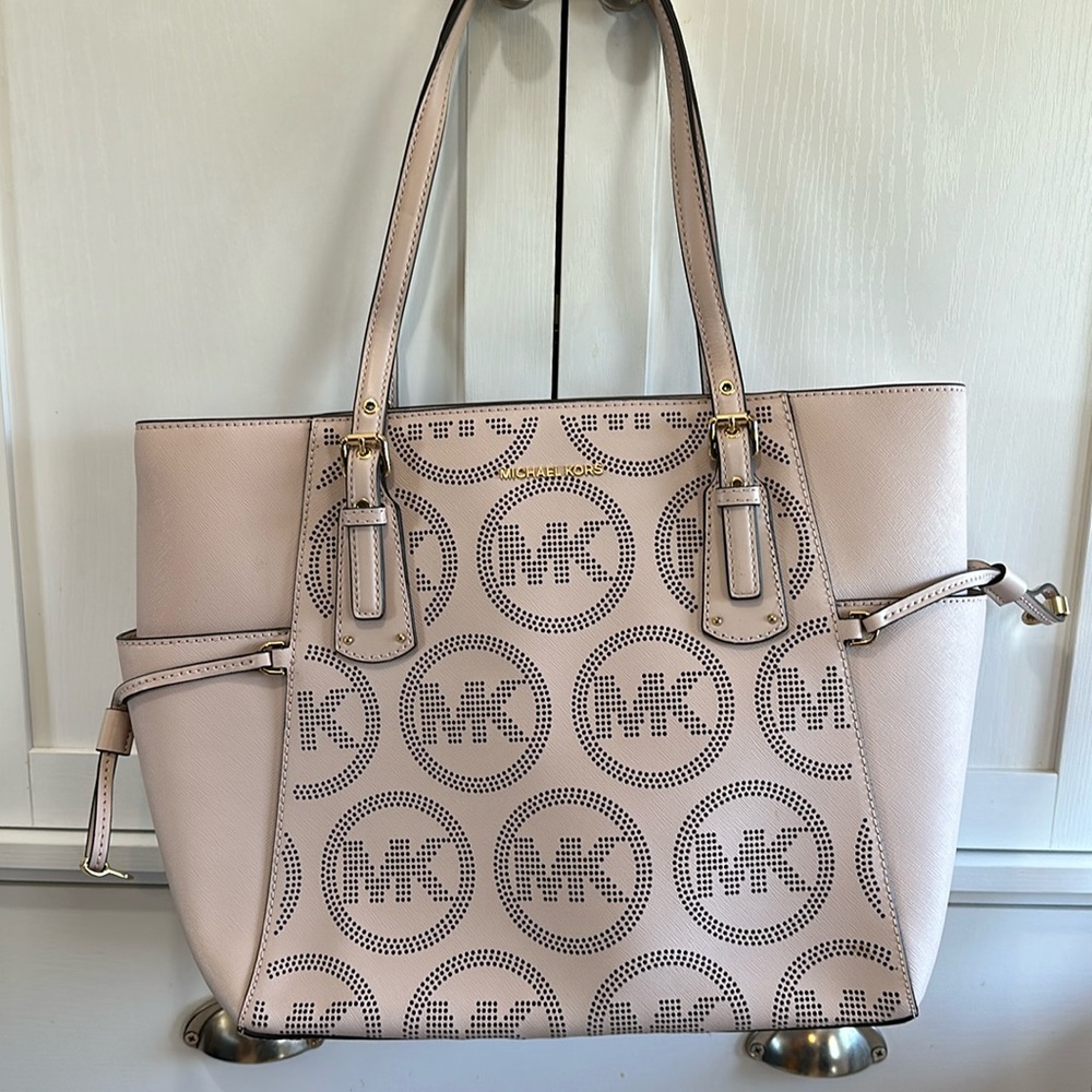 Micheal Kors bag
